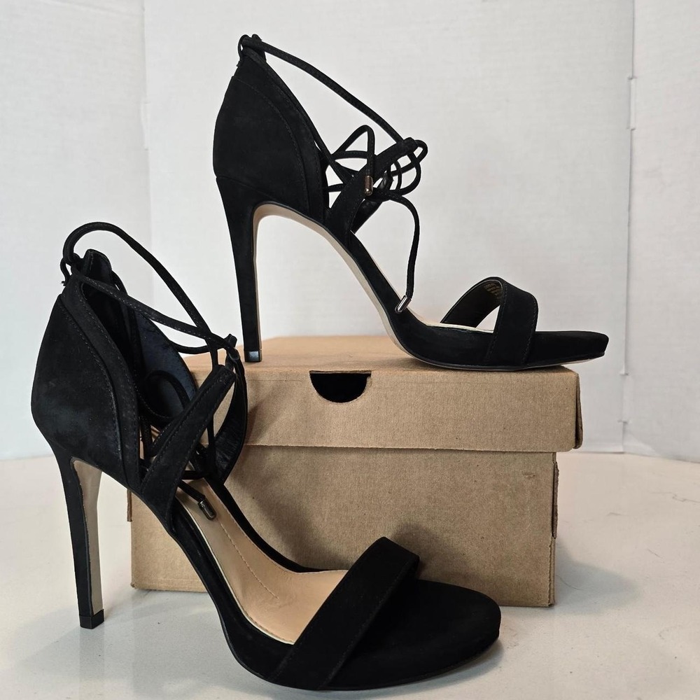 Gianni Bini Black Suede Heels Wrap Around Ankle Strap Women's Size 7